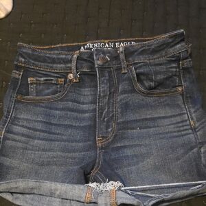 American Eagle Dark Denim Super Hi-Rise Shortie Size 4